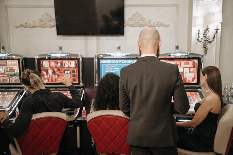 Top Goal Scorers or Top Slot Machines? Spotting the Hottest Hands
